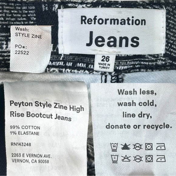 Reformation, High-Rise Bootcut Jean ‘Peyton' Zine Newspaper Print, Black Size 26 - Picture 17 of 17
